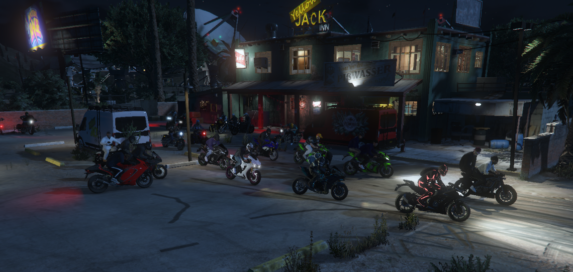 Entre balade en moto et tournoi de boxe, un jeudi soir bien animé